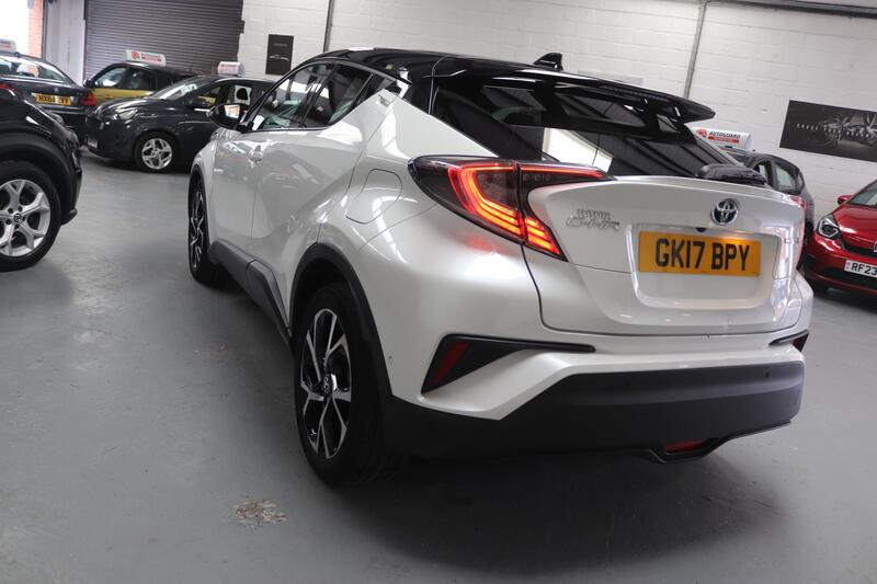 TOYOTA C-HR