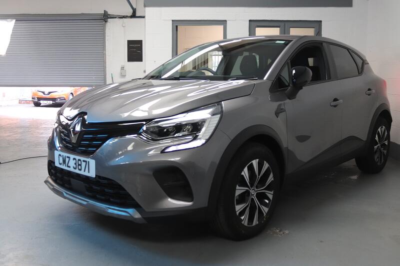 RENAULT CAPTUR