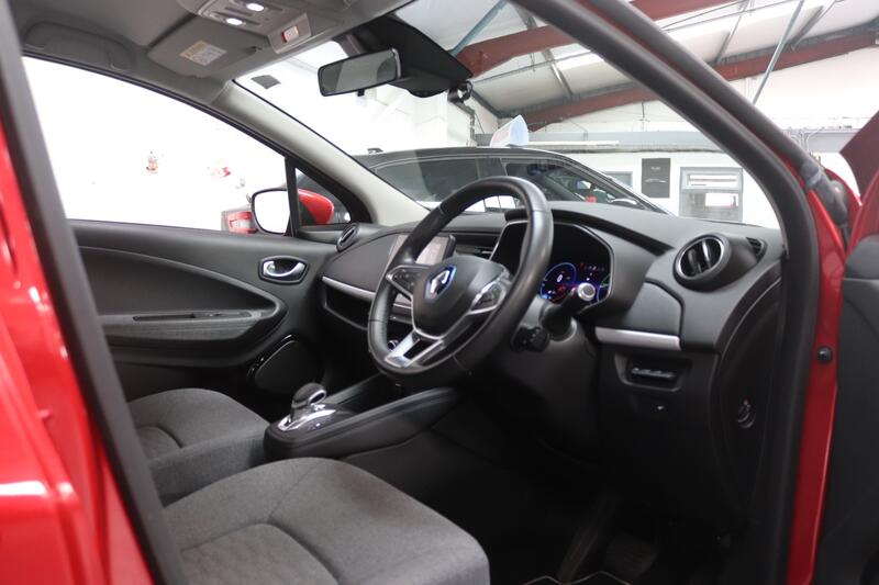 RENAULT ZOE
