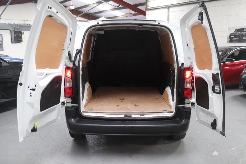 VAUXHALL COMBO