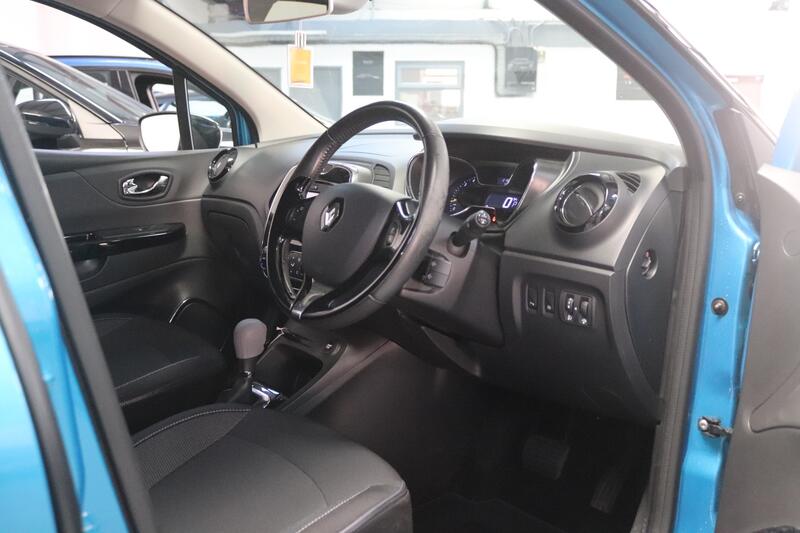 RENAULT CAPTUR