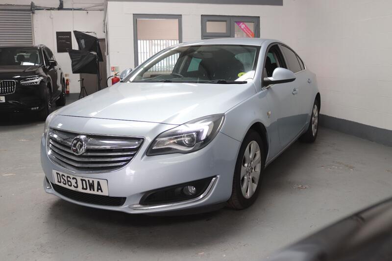 VAUXHALL INSIGNIA