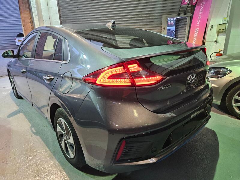 HYUNDAI IONIQ