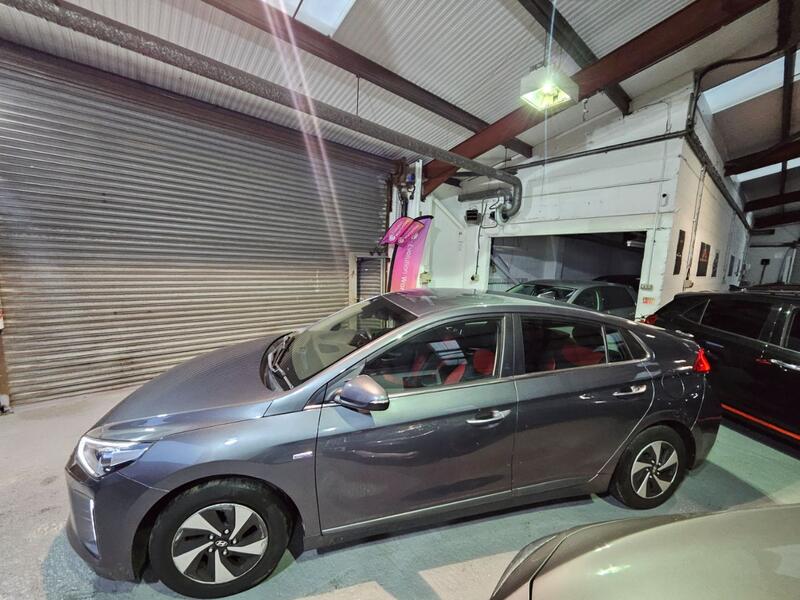 HYUNDAI IONIQ