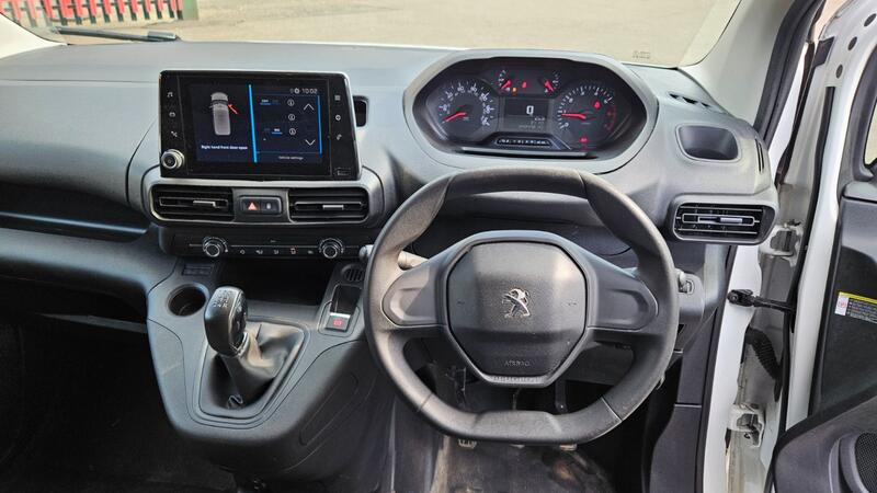PEUGEOT PARTNER