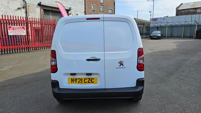 PEUGEOT PARTNER