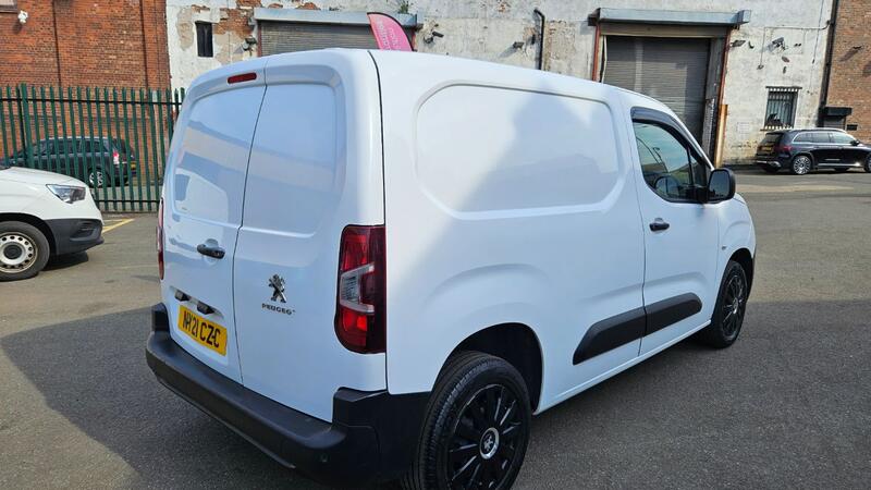 PEUGEOT PARTNER